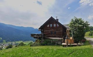 Oberholzer Hütte mit beheiztem Hot Pot, 2 km (Skigebiet)