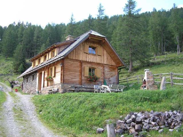  Berghütte Wildspitz auf 1700 m